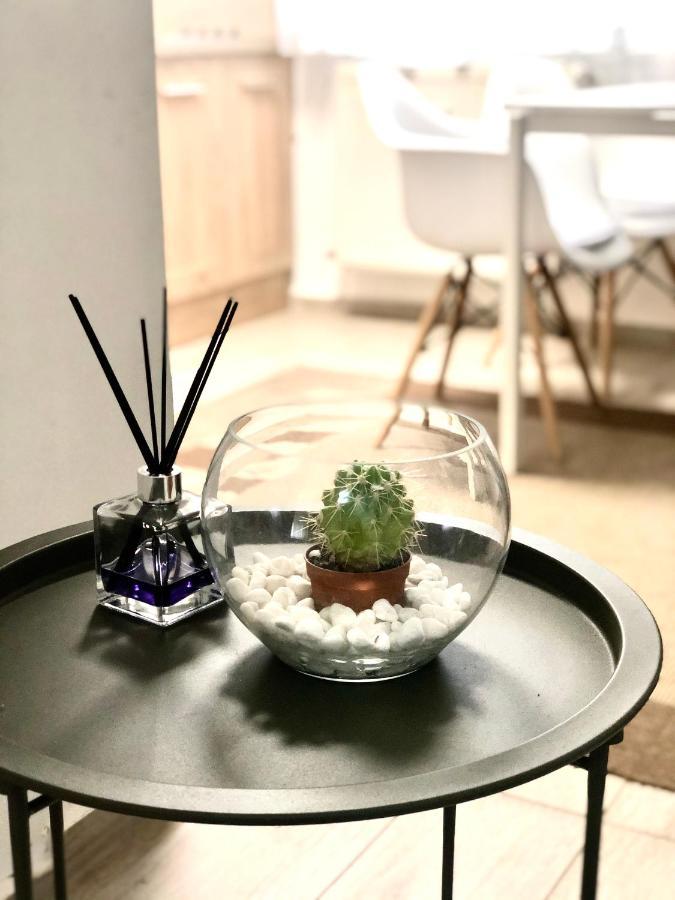 City Break Maya Apartment Oradea Eksteriør bilde